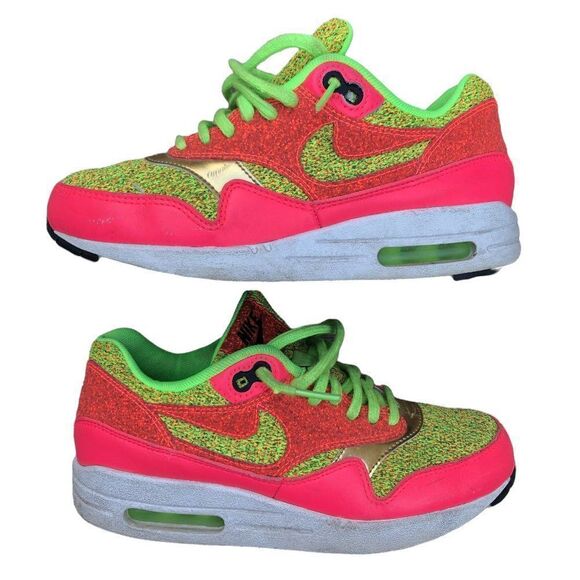 RARE 2016 Nike Air Max 1 SE Ghost Green Size 5.5 - Picture 1 of 16